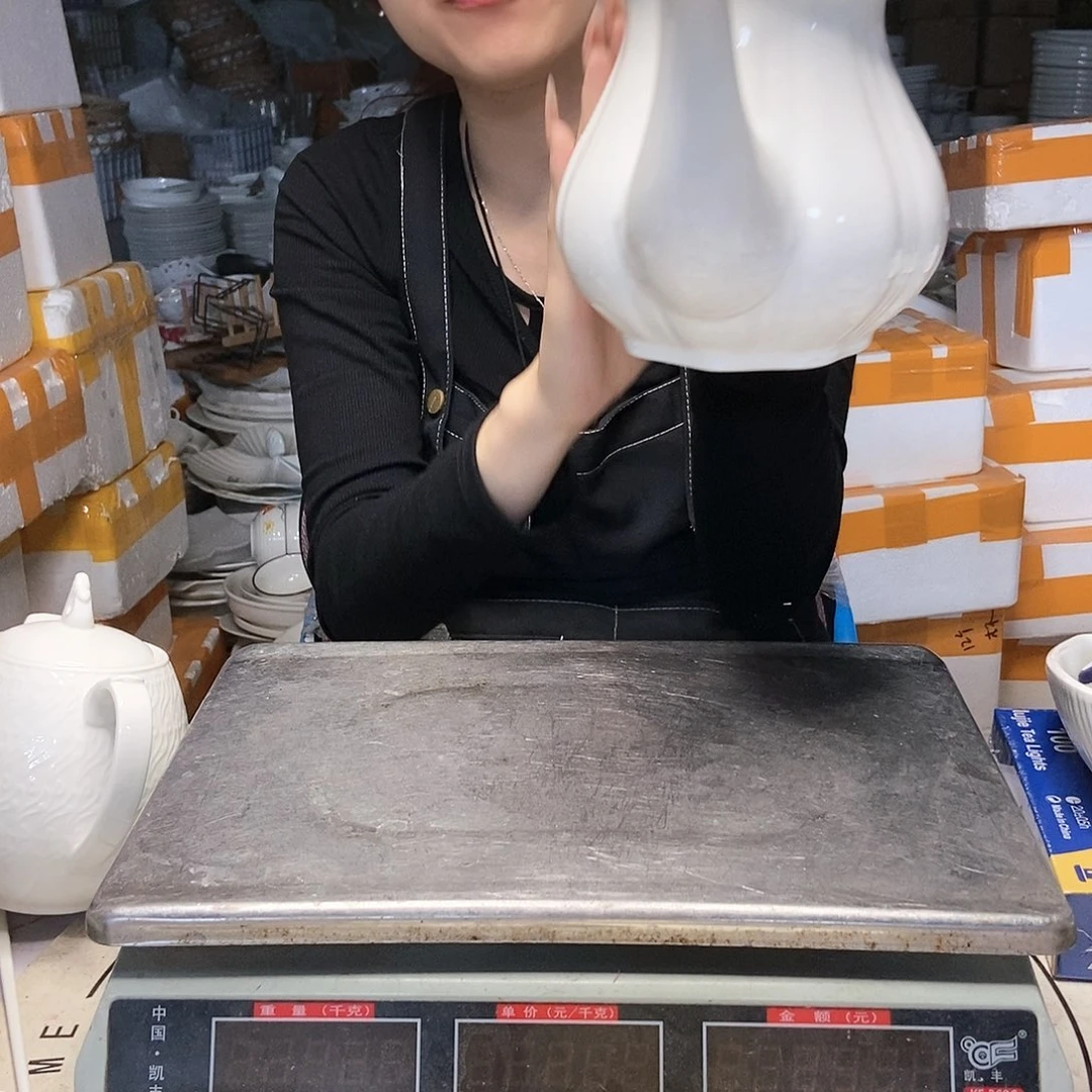 【闪购商品】碗工厂微瑕产品一个水壶