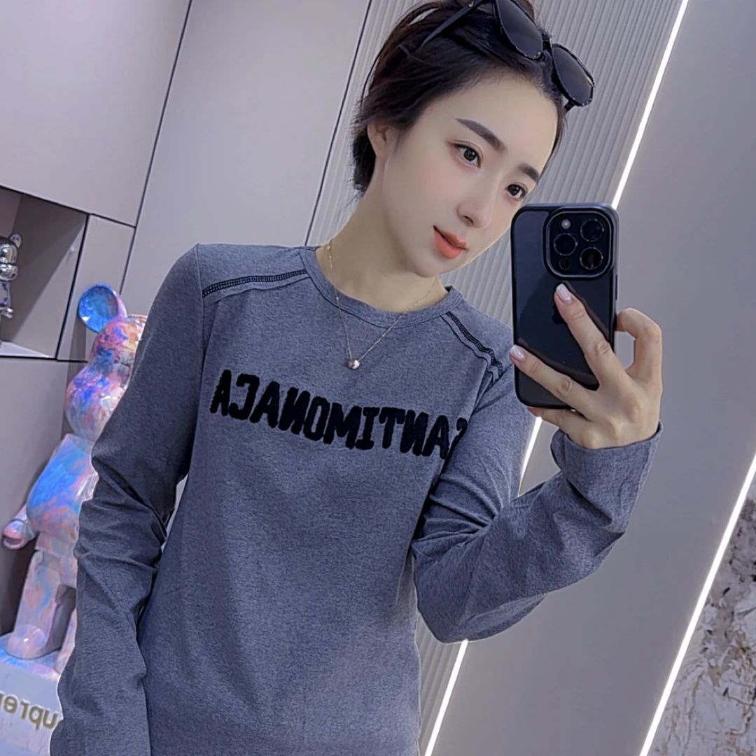 早秋新款休闲圆领打底衫