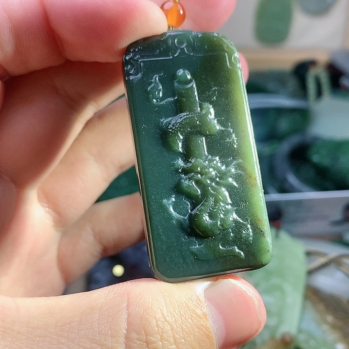 未镶嵌和田玉挂件