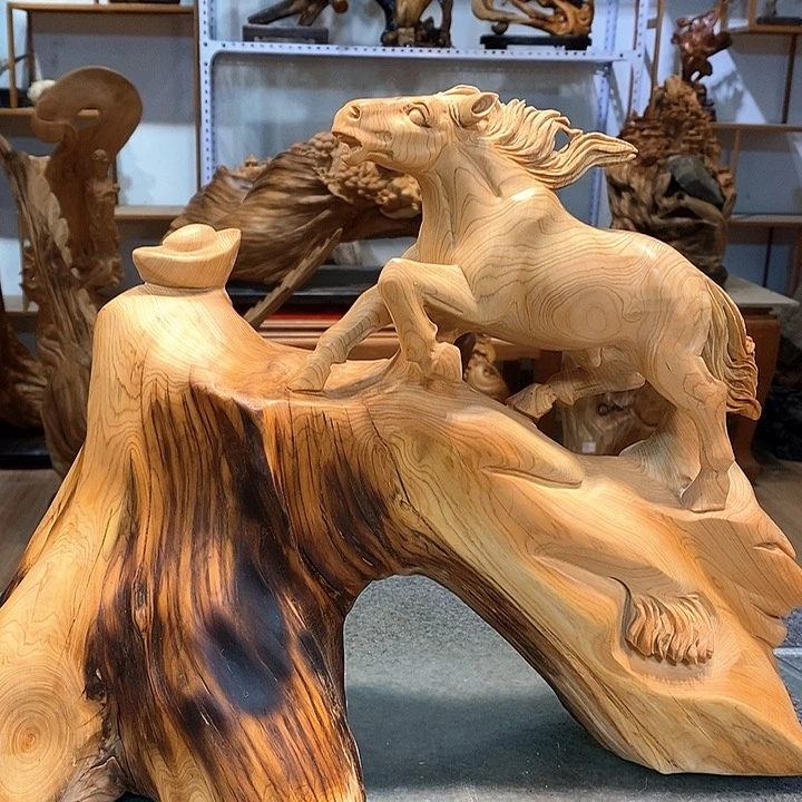 柏木（崖柏）马到成功