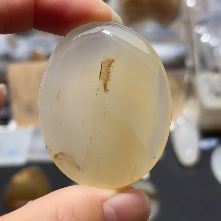 未镶嵌颈饰玛瑙/玉髓