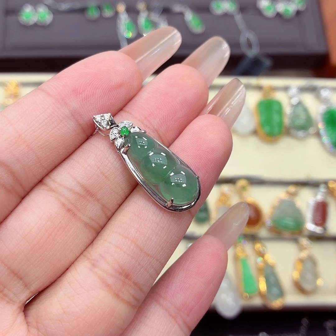 翡翠18K金镶嵌吊坠(不含链)