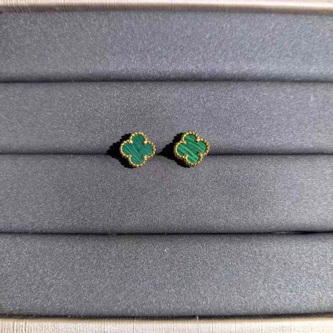 耳饰 【乾诚严选】时尚百搭绿花耳钉-W160