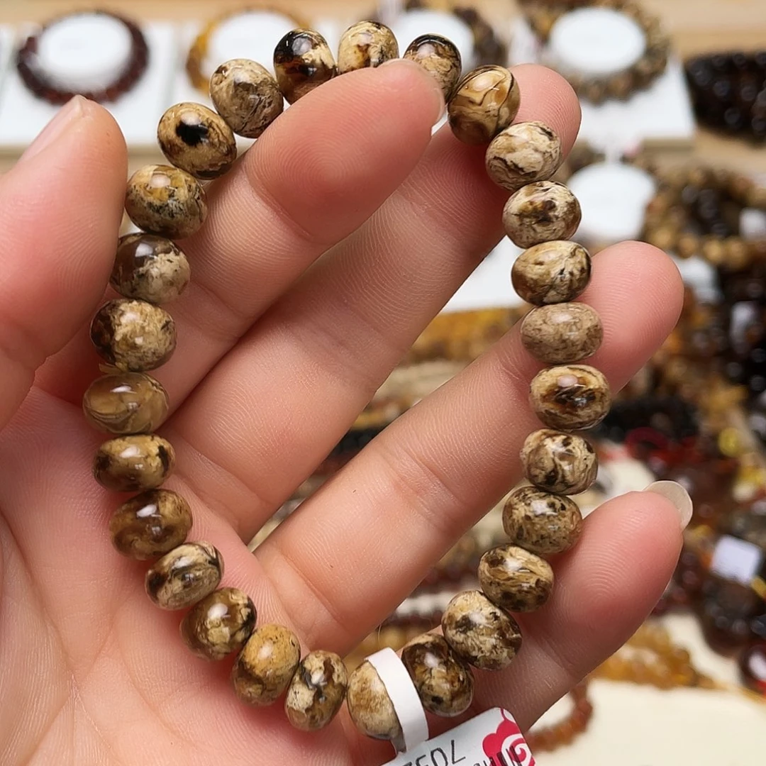 未镶嵌琥珀裸石九70327