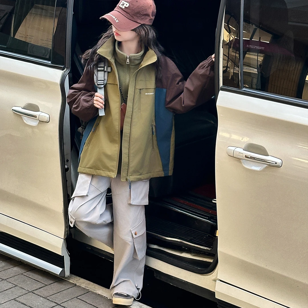 女童韩版童装2025冬季夹棉外套三合一拼色连帽冲锋衣