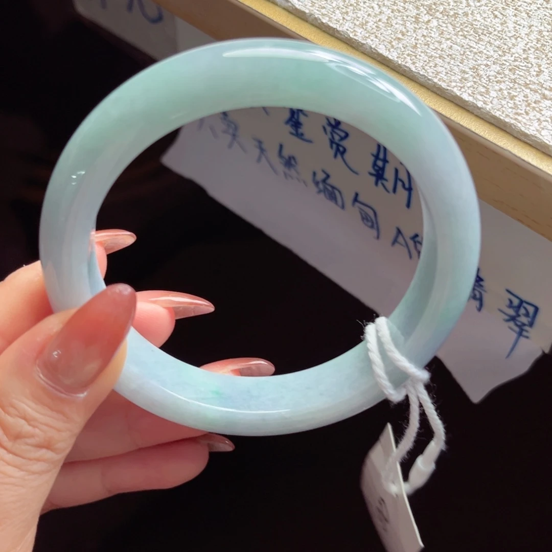 翡翠未镶嵌手镯手镯