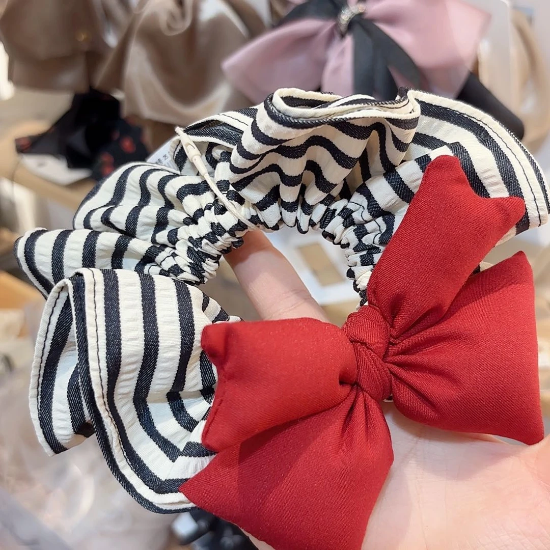 皮质铁合金发饰发夹