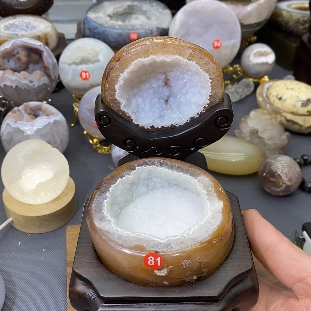 紫晶摆件未镶嵌雪景美盆