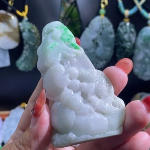 【闪购商品】颈饰未镶嵌翡翠鱼