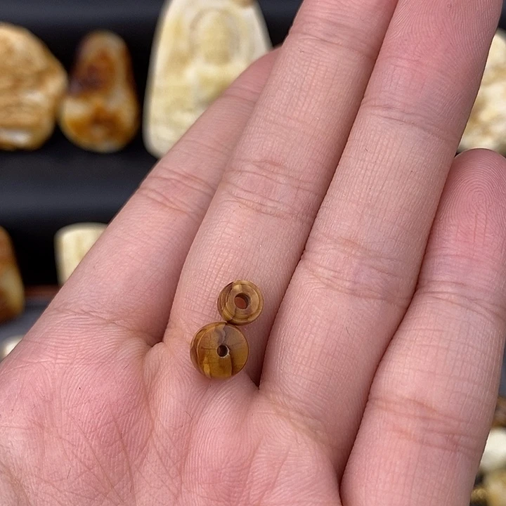 么****琥珀未镶嵌裸石6-7线束直切