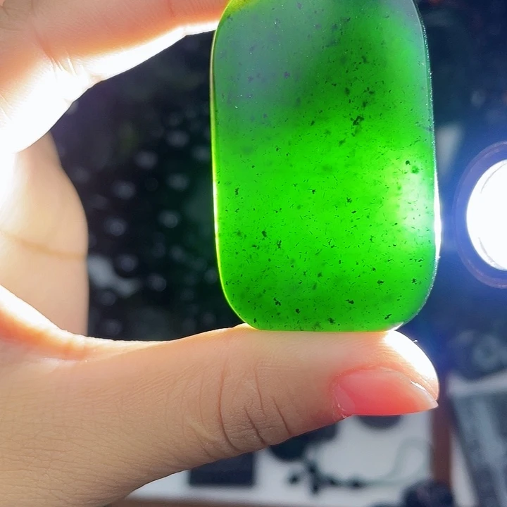 蛇纹石玉未镶嵌手串泰山玉无事牌