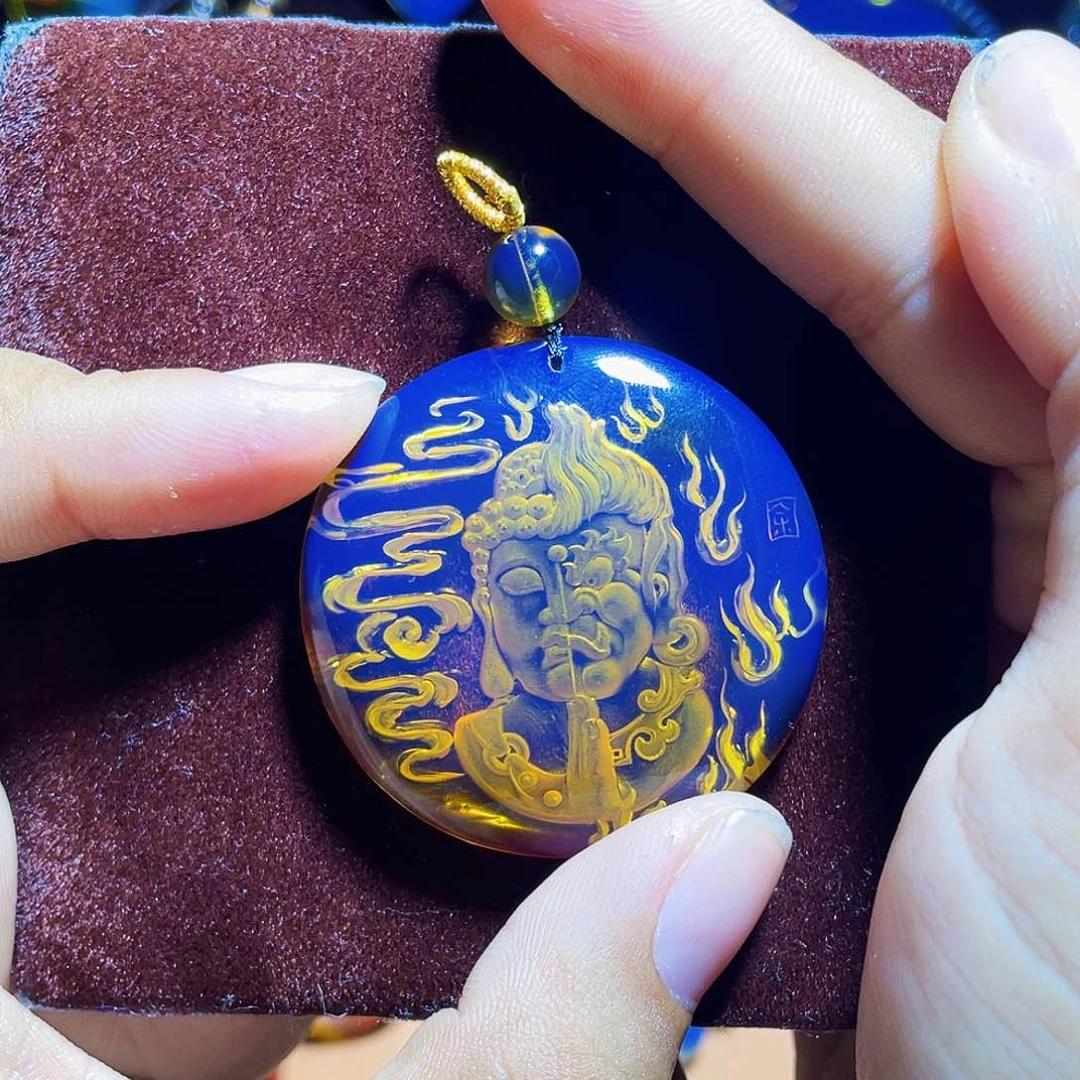 蓝珀裸石未镶嵌余***王一念之间红蓝吊坠