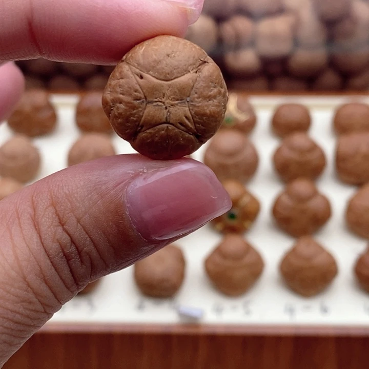 王***范吊坠凤眼菩提麒麟