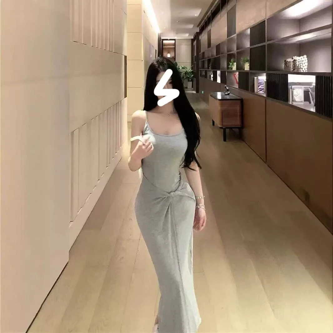 【现货】性感辣妹扭结收腰显瘦包臀长裙女2025气质吊带露背连衣裙女