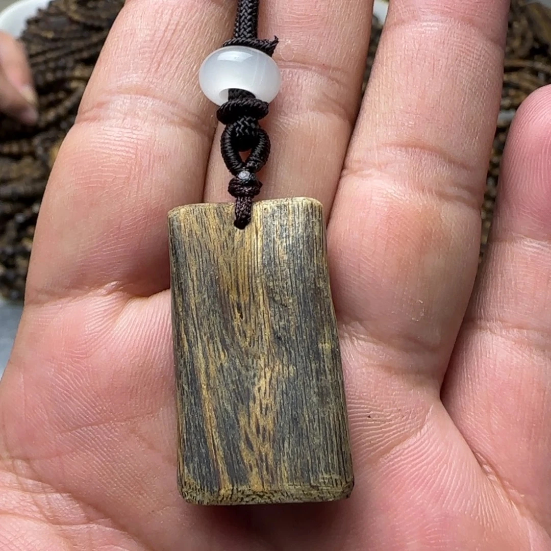 啊***晓沉香沉香碎屑无事牌68