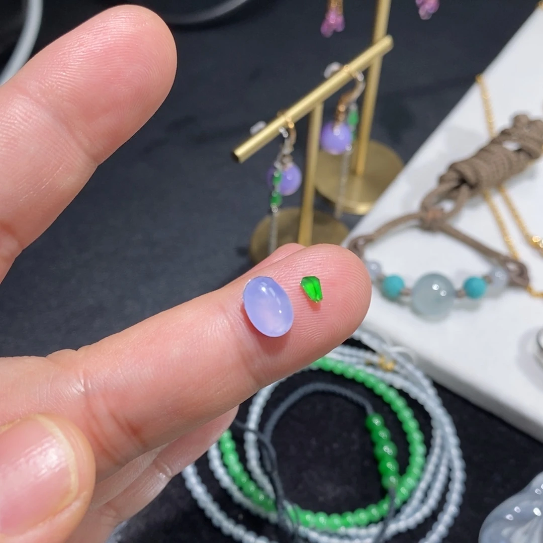 翡翠裸石振****8冰紫蛋面和绿切割面
