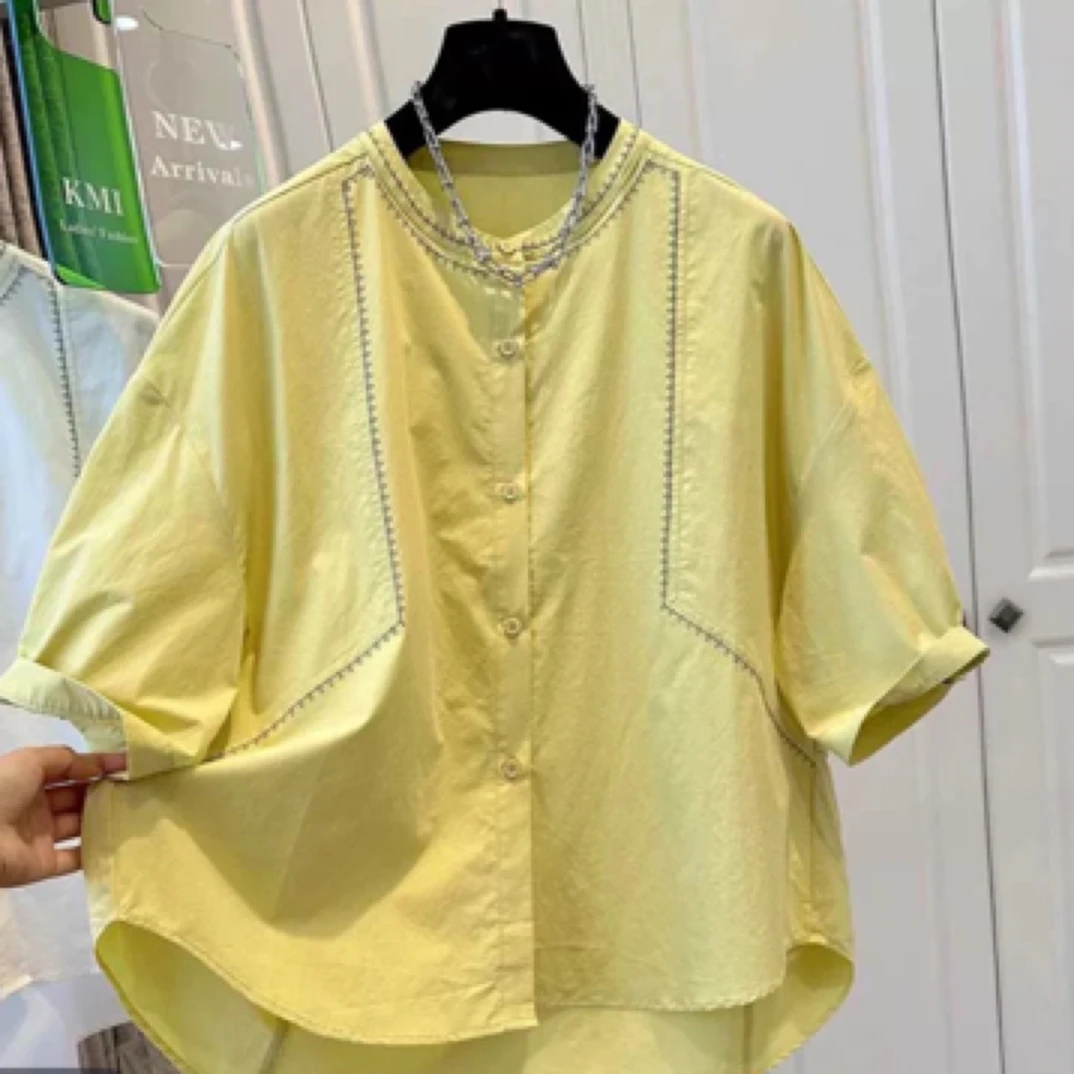 圆领刺绣宽松单排扣短袖衬衫女夏季文艺风百搭显瘦小衫