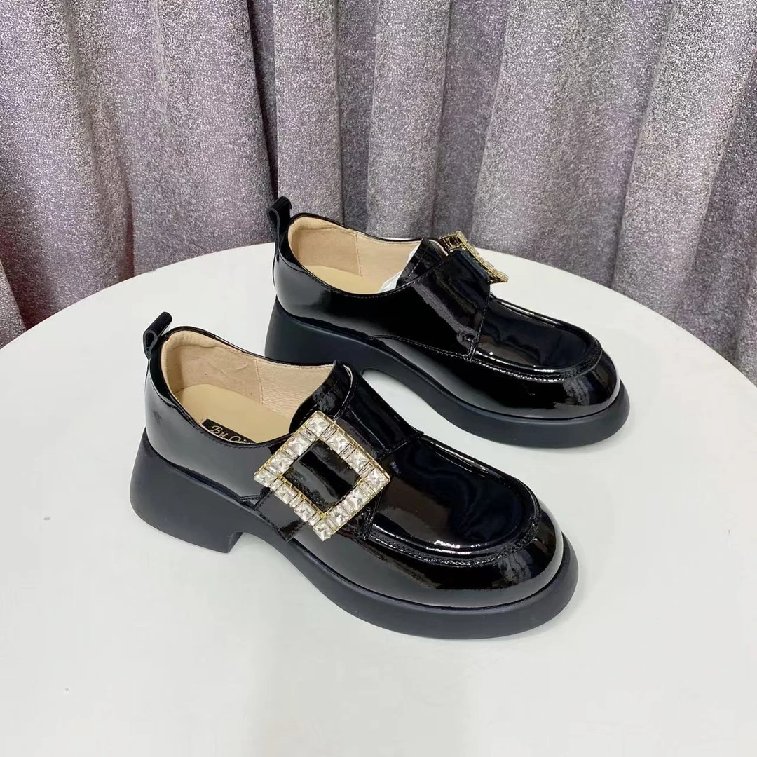 C2928  黑色  2025新款时尚厚底圆头深口女士乐福鞋