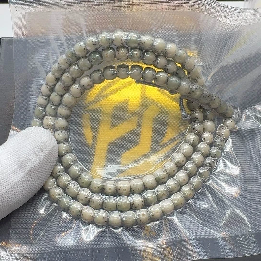 星月菩提吊坠214梵天绿包白通体6鼓珠108