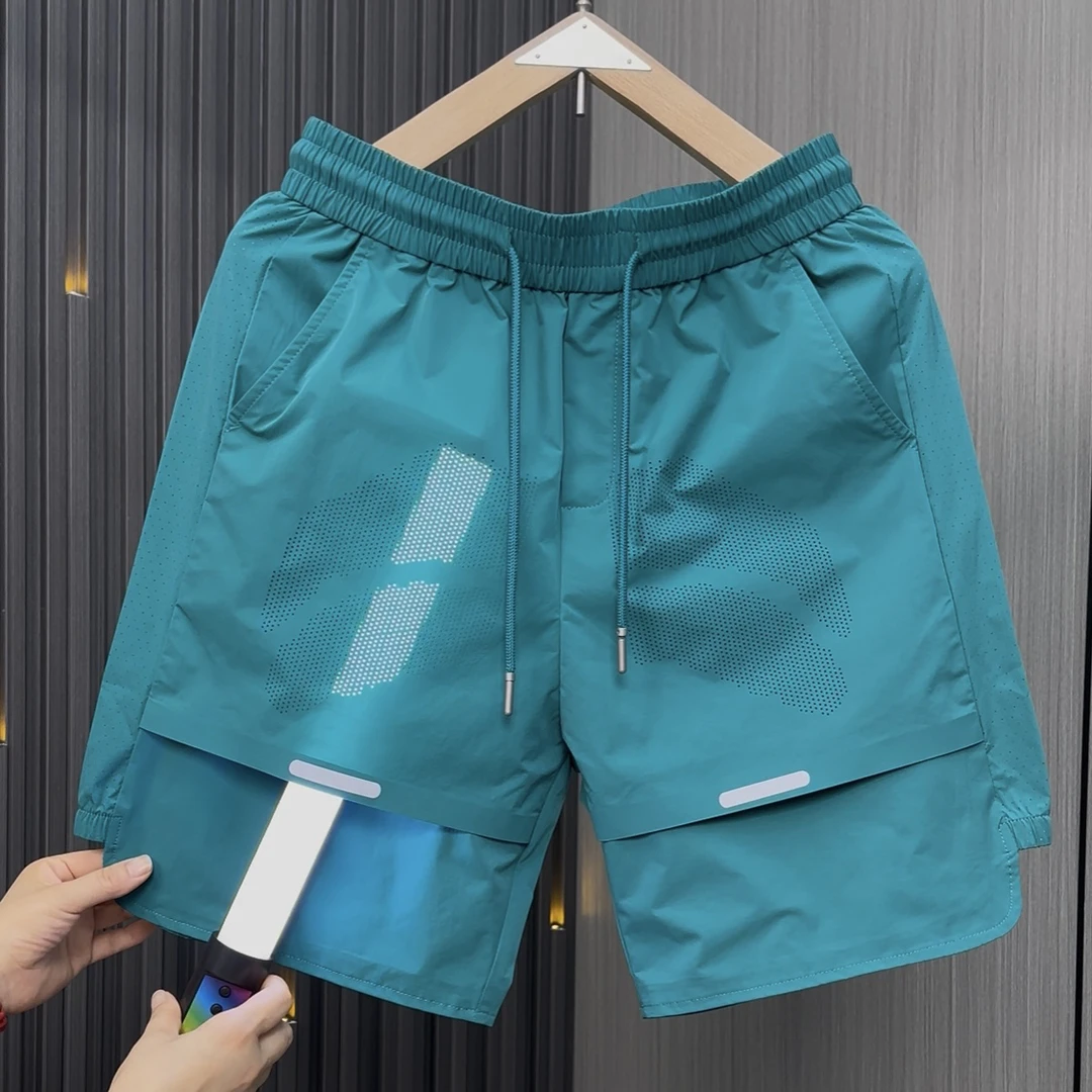 男士夏季薄款速干短裤2025新款时尚潮流网眼透气青年凉爽沙滩裤潮