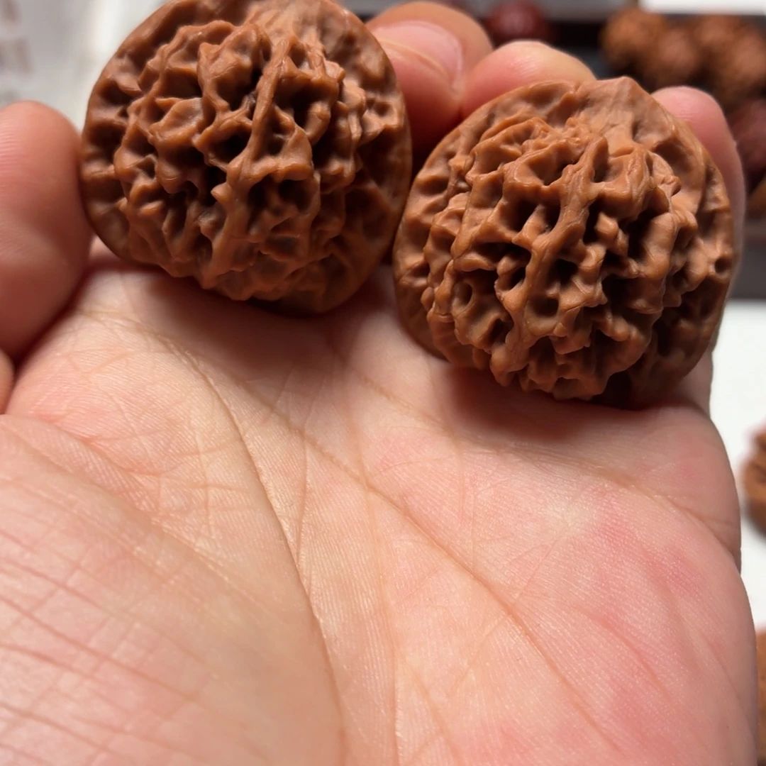 文玩核桃吊坠秦闷