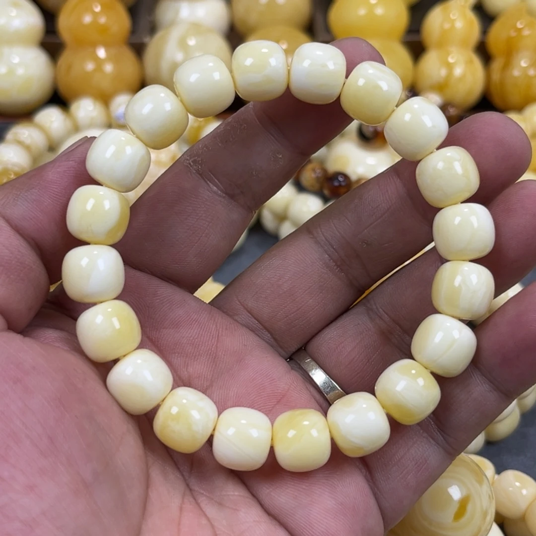 手串琥珀未镶嵌同料瓷白花老邢手串11mm