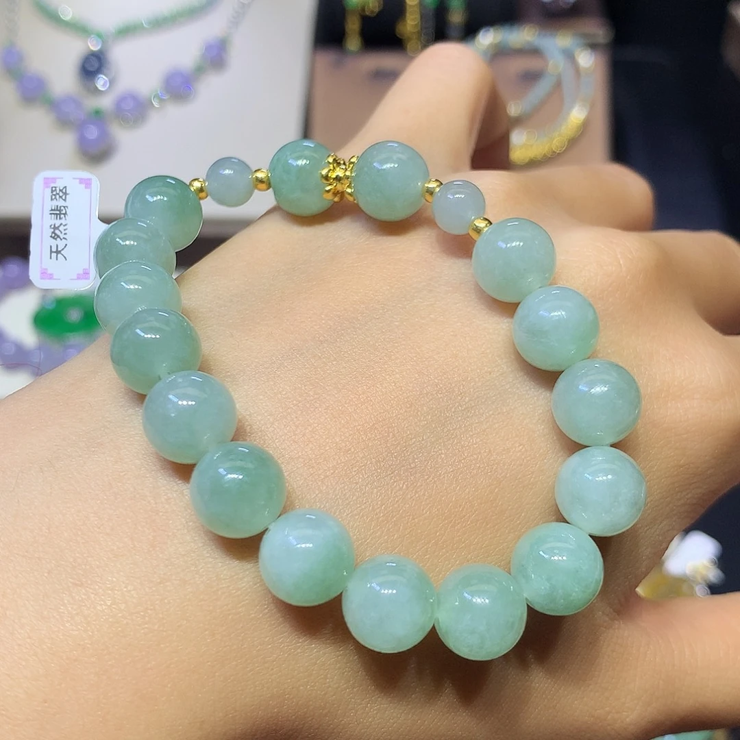 翡翠足金镶嵌颈饰