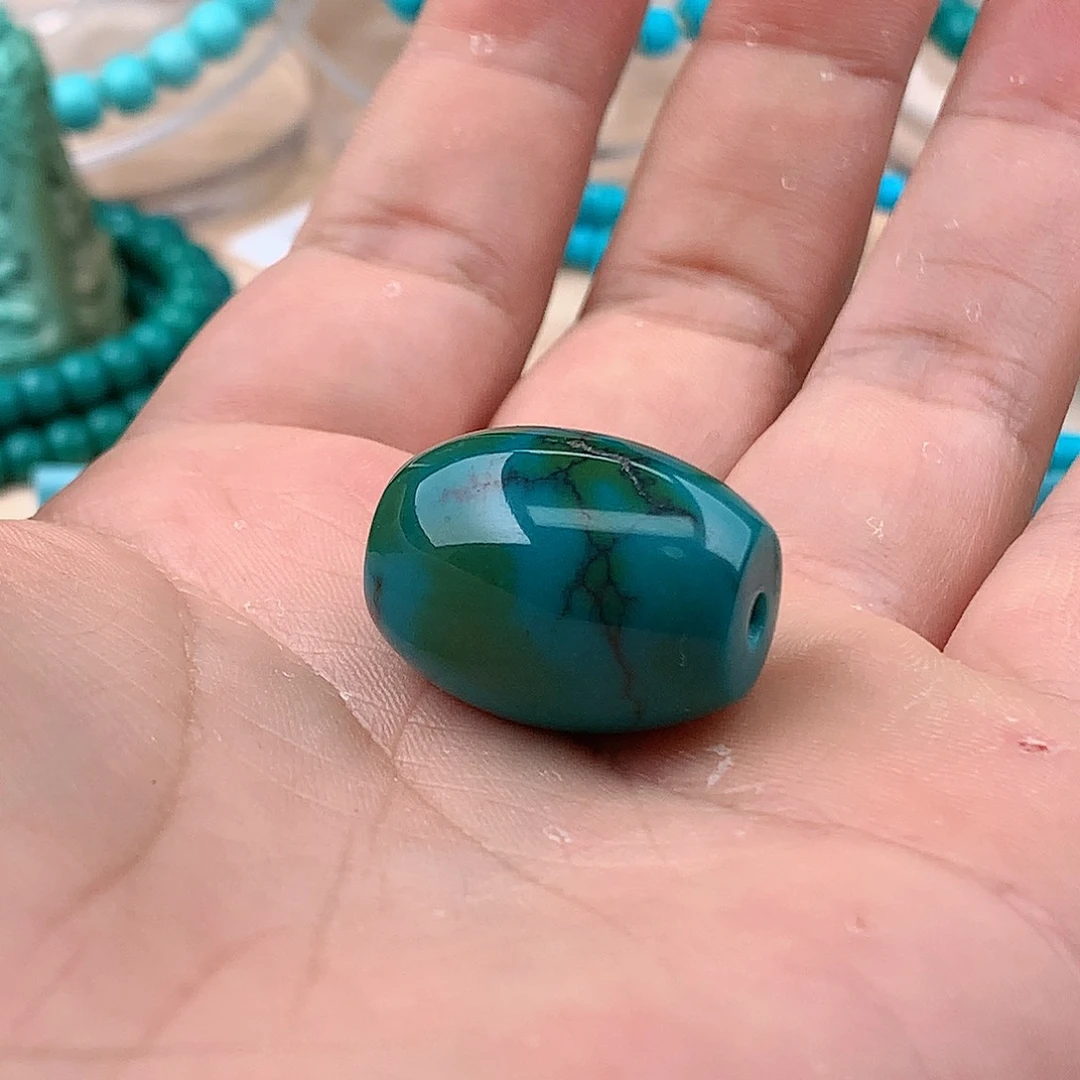 绿松石颈饰未镶嵌