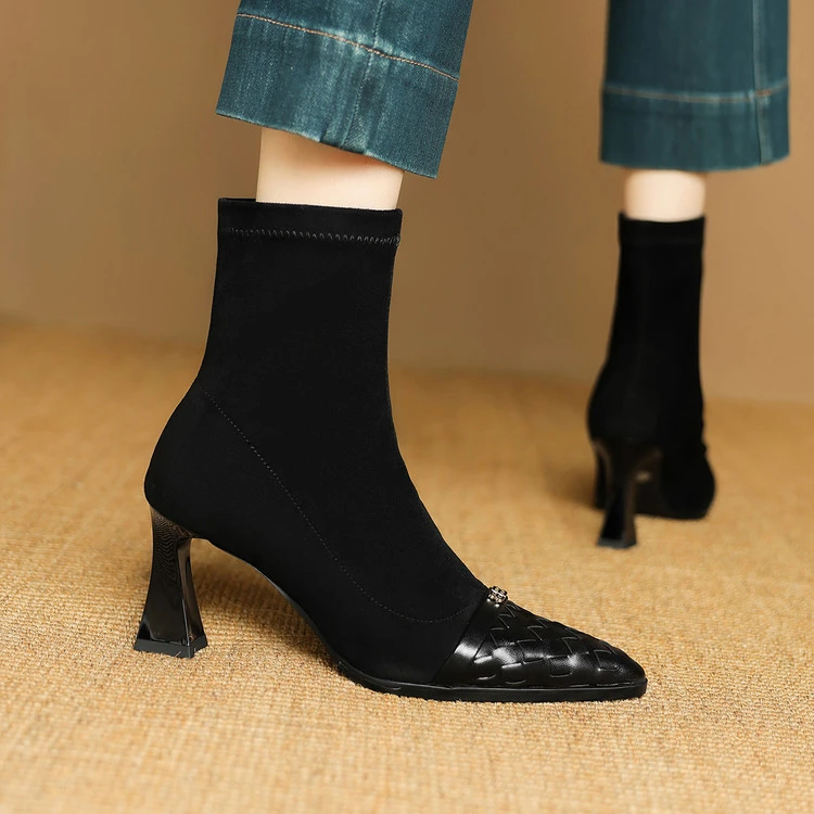 时尚尖头高跟靴子女秋款显瘦弹力靴真皮韩系百搭短筒靴子磨砂短靴