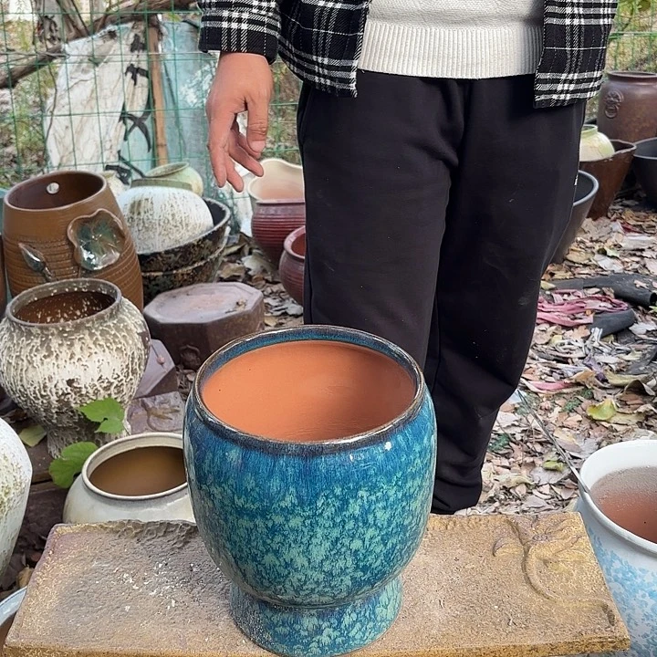 高度25厘米口20厘米