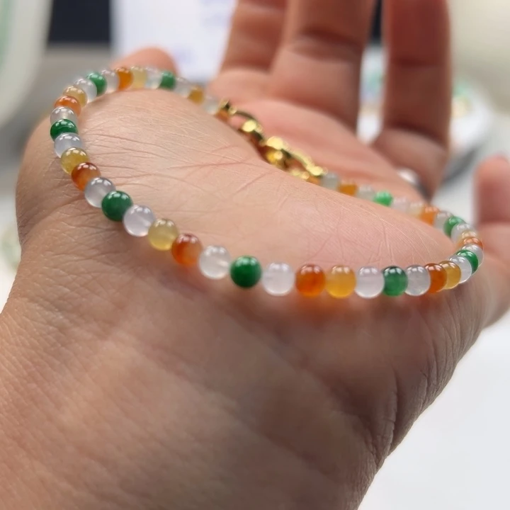 定制翡翠未镶嵌7卡4.0