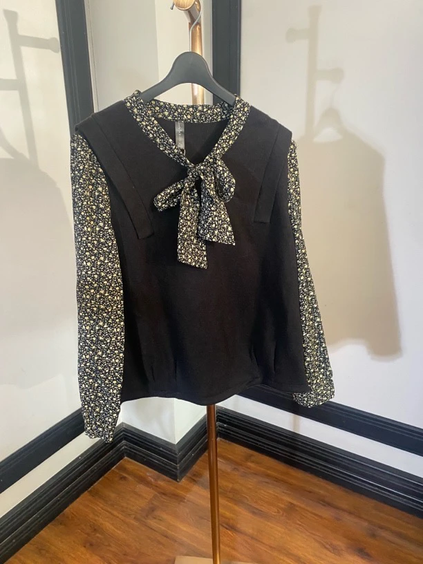 [H6899黑碎花小衫]长袖镂空气质夏季休闲迷彩印花豹纹