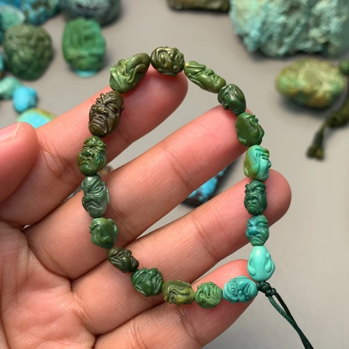 绿松石未镶嵌颈饰