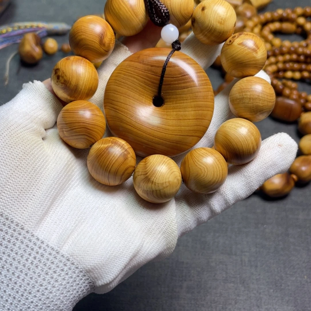 柏木2.0黄泥膏和红油平安扣