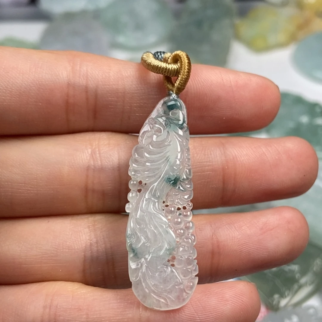 古***月定制翡翠未镶嵌翡翠