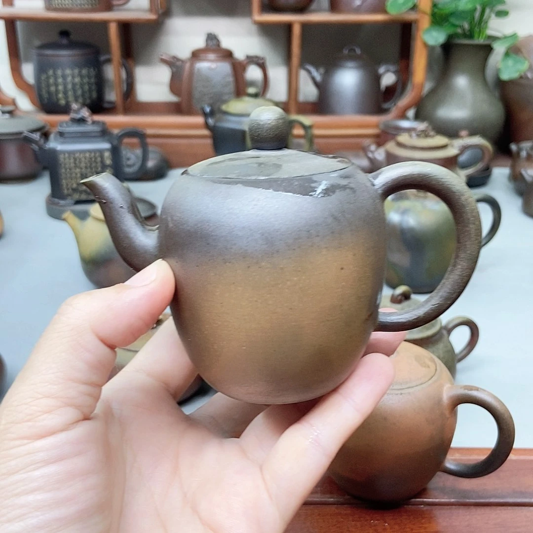 钦州坭兴陶柴烧壶150ml