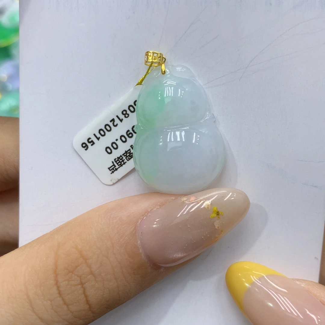 颈饰18K金镶嵌翡翠翡翠
