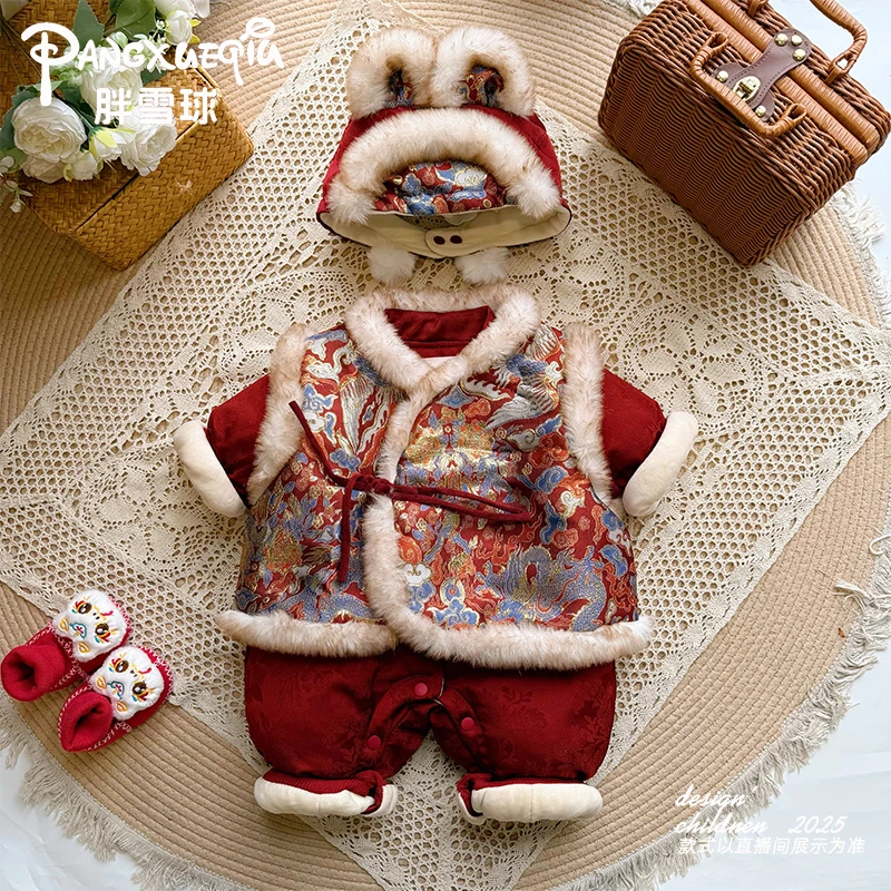 【胖雪球】婴幼儿2025新款加绒加厚防风保暖连体衣喜庆国风宝宝爬服