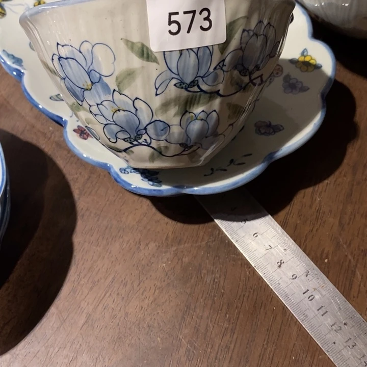 青花瓷景德镇手绘玉兰花花边碗