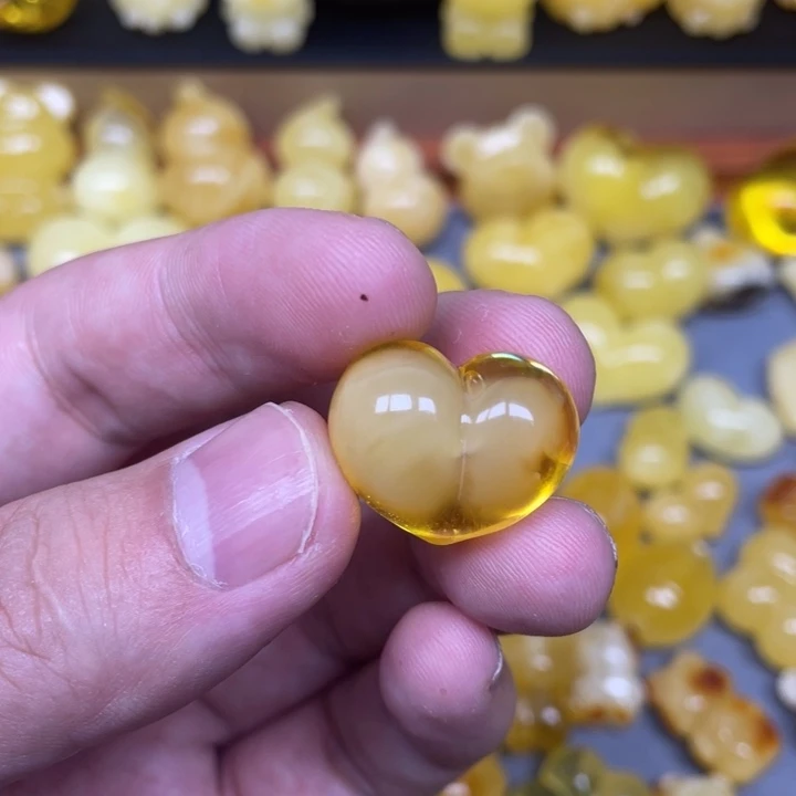 嘿***宝琥珀未镶嵌珠宝奇石