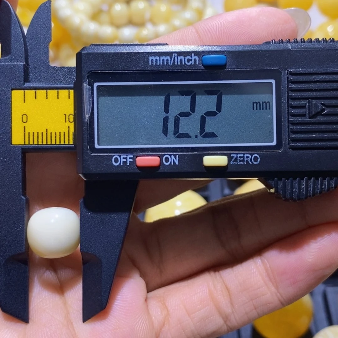 未镶嵌蜜蜡珠宝奇石?**?