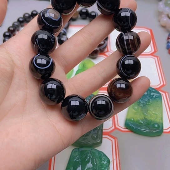 【闪购商品】玛瑙/玉髓未镶嵌珠宝半成品刺***心