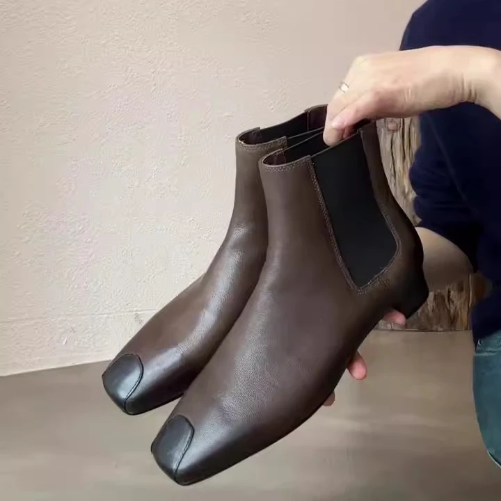 2025新款复古方头时尚舒适百搭小众设计感休闲舒适粗跟切尔西短靴