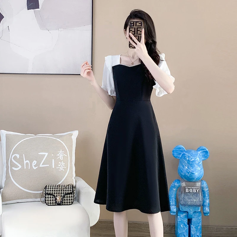 奢姿2025年夏装新款大码女装方领拼接连衣裙胖妹妹简约时尚裙子