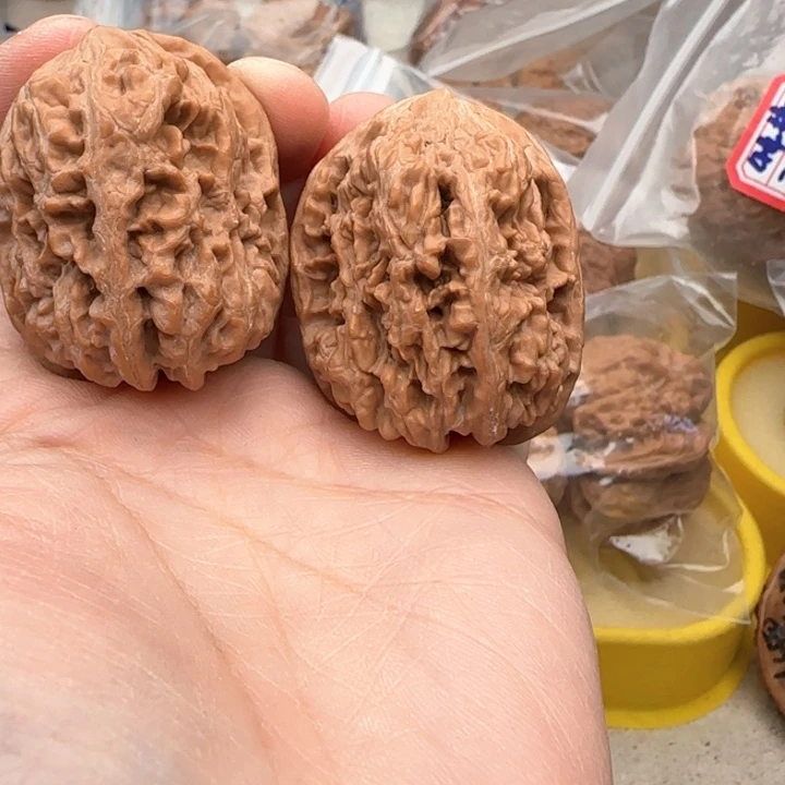 文玩核桃吊坠戴*生西北将军榜