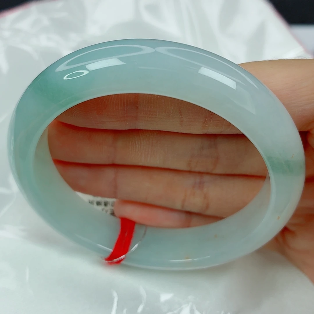 翡翠未镶嵌手镯56正圈，胶润清秀细腻，验证