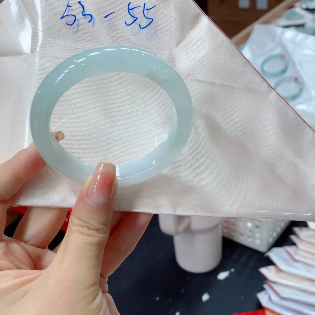 未镶嵌手镯翡翠买断