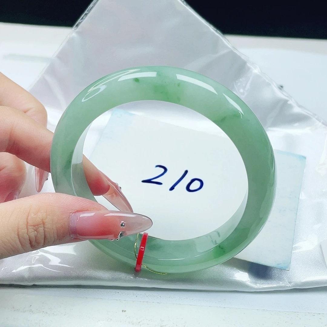 未镶嵌手镯翡翠57+