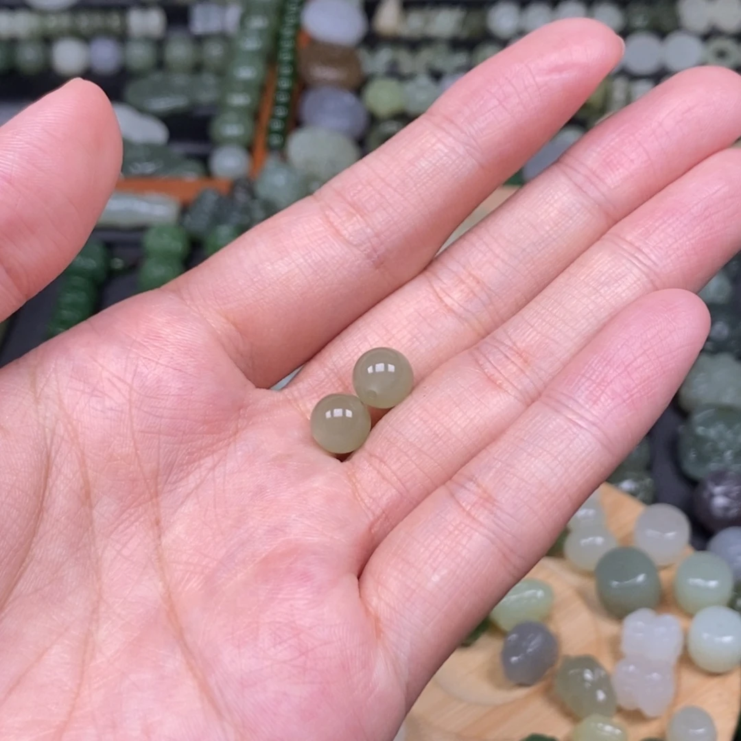 清***烁颈饰未镶嵌和田玉