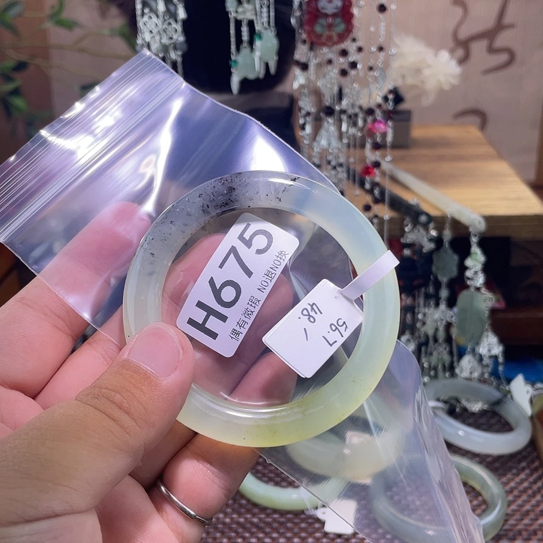 雯***子蛇纹石玉未镶嵌发饰